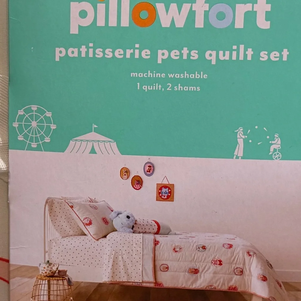 Patisserie Pet Shoppe Kids' Quilt Set - full/queen new